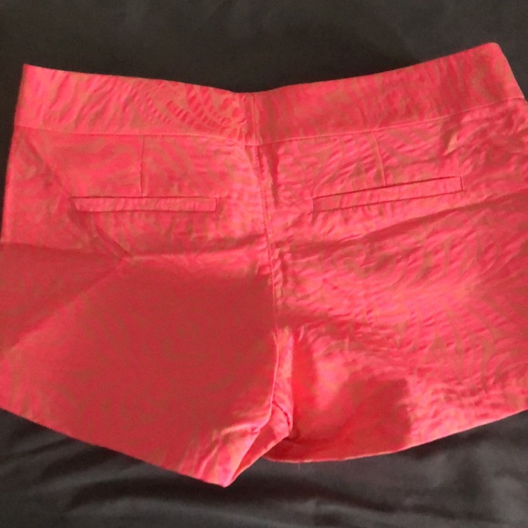 NWT Lilly Pulitzer shorts - Picture 2 of 3